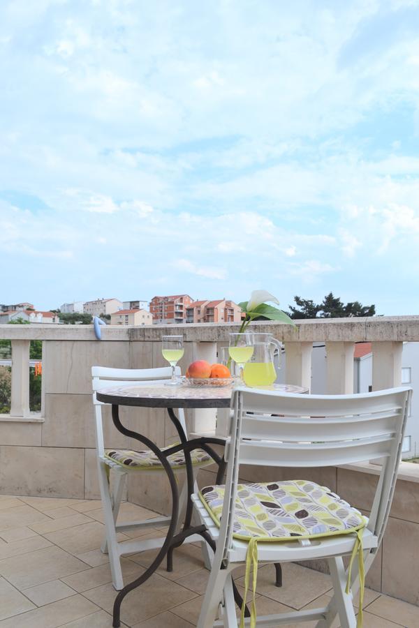 Apartments Dragun Podstrana Luaran gambar