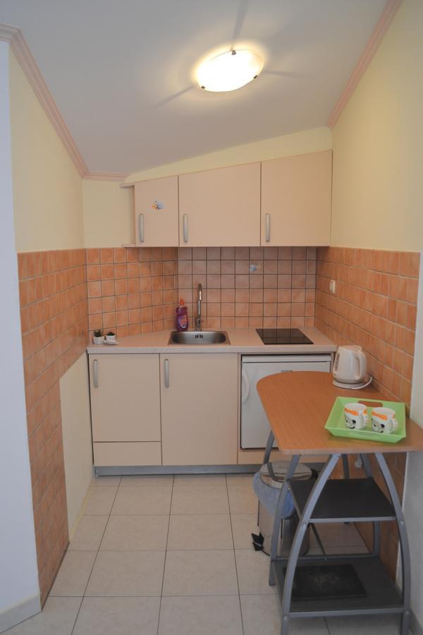 Apartments Dragun Podstrana Luaran gambar